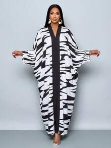 SOLERSUN Women's Modest Black And White Random Print Kaftan Maxi Dress With V Neck Long Batwing Sleeves - Black and White - View 5