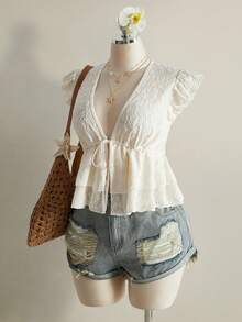 SHEIN ICON Áo thun nữ cỡ lớn màu trắng thắt nơ phía trước, viền bèo nhún, kiểu dáng đi nghỉ mát. - Màu be - Xem 5