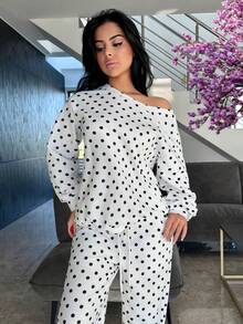 Vassilux Women's Polka Dot Oblique Shoulder Loose Sweatshirt And Sweatpants Set, Autumn/Winter,For Going Out Outfits, Streetwear, Y2K Clothes,Cozy Fall And Winter Clothes For Women - Black and White - View 5
