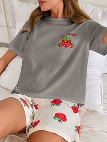 SHEIN Cotton Line 女士舒适可爱草莓图案圆领短袖T恤和条纹短裤两件套睡衣 - 灰色 - 查看 5