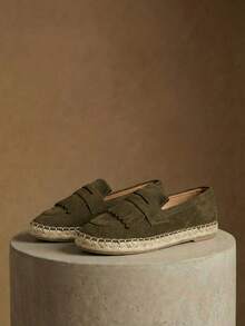 Styleloop Women's Casual Flat Slip-On Shoes With Tassel Design, For Daily Wear Holiday Travel Essential Boho Cowgirl Outfit - Dark Green - View 1