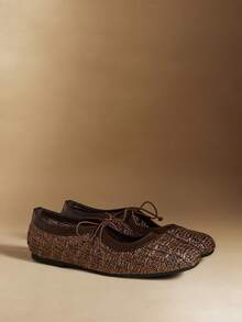 Rosivie 棕色麻绳编织女鞋，平底鞋，适合假日、法式、波西米亚风、美式复古风、西部风、音乐节、派对等场合穿着。 - 深巧克力棕 - 查看 3