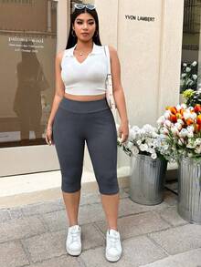 GalTyme Plus Solid Capri Leggings - Dark Grey - View 4