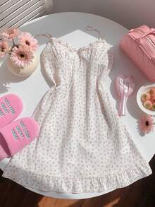 Comfortcana 2026春夏新款女装100%纯棉花卉拼接褶皱细肩带迷你裙，适合冬季、复活节、派对、海滩、婚礼、毕业典礼、优雅、休闲、度假、运动、正式场合、Y2K、商务等各种场合，饰有亮片、流苏、荷叶边、花朵、图案等元素。 - 白色 - 查看 3