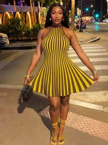 SHEIN SXY 大码女式无袖拼接彩色针织休闲连衣裙，适合约会和外出穿着 - 彩色 - 查看 1