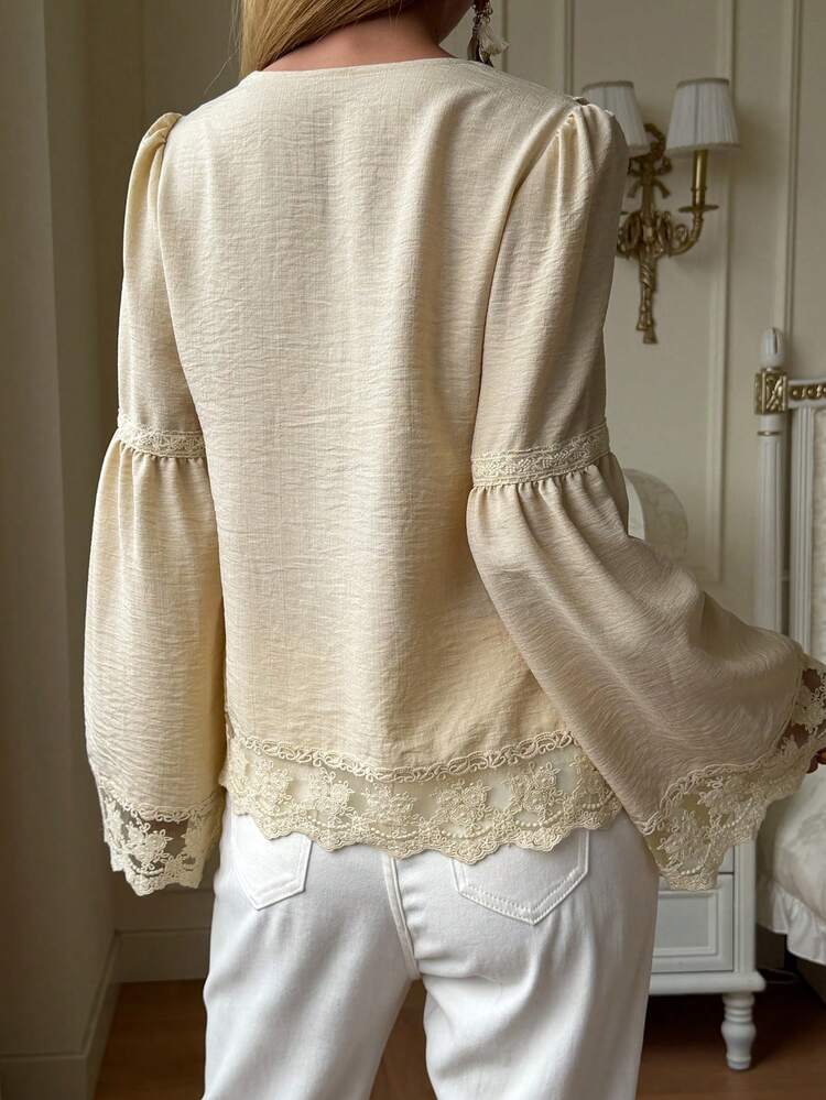Women's Contrast Lace V-Neck Flare Sleeve Elegant Summer Blouse