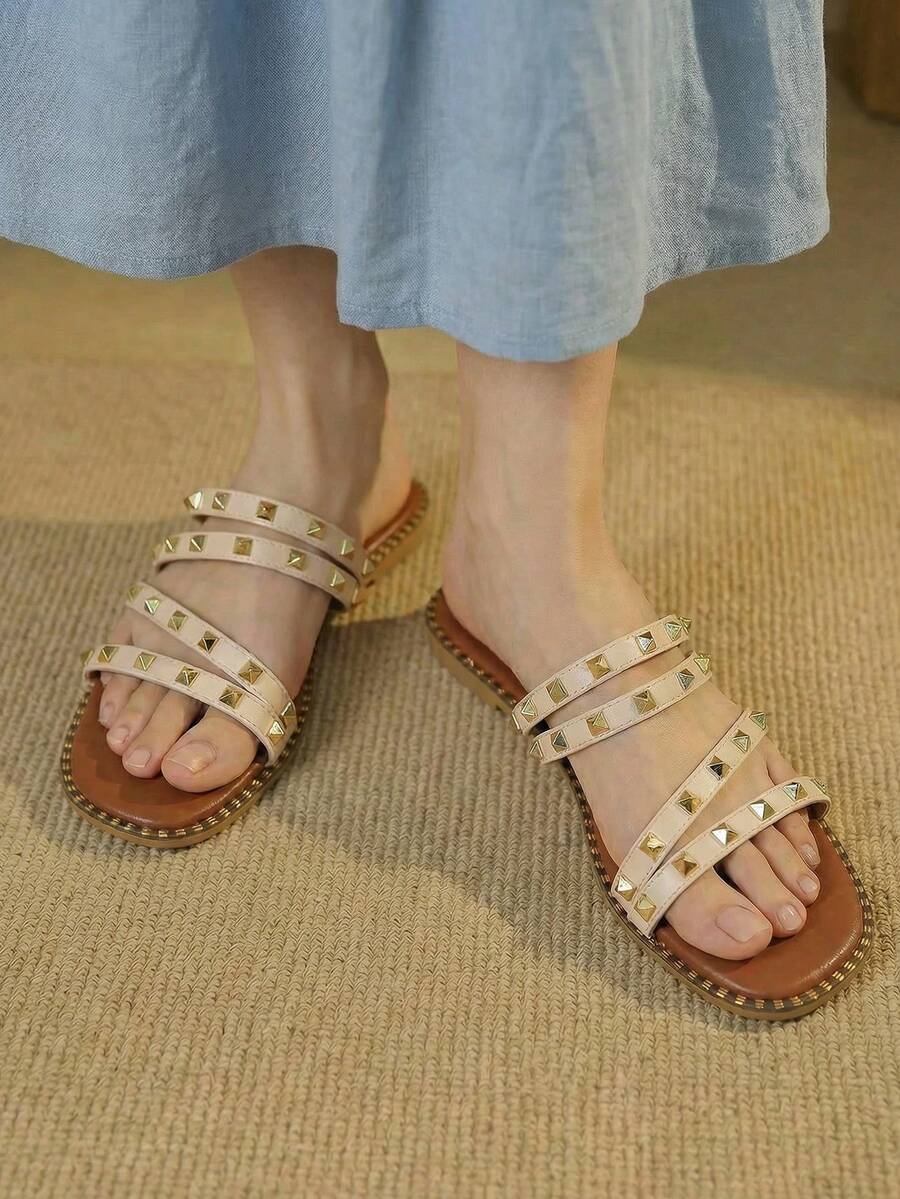 Styleloop Flat Bottom Slippers Summer New Fashion Versatile Flat Bottom Willow Nail Women's Shoes Beach Vacation Leisure Series Women's Models, Bohemian Style, Travel Must-Have, Summer Wear, Vacation Atmosphere - Beige - View 1