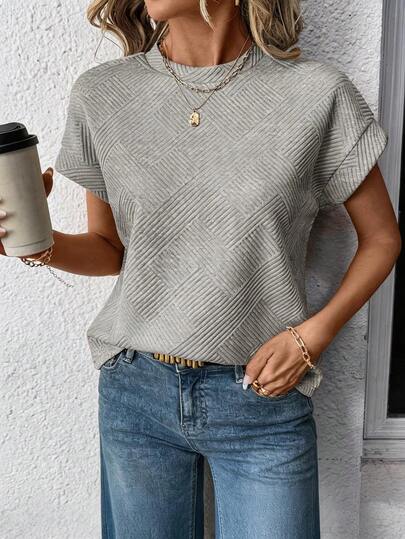 SHEIN LUNE Camiseta de cuello redondo de manga corta con estampado de murciélagos para mujer, tela texturizada