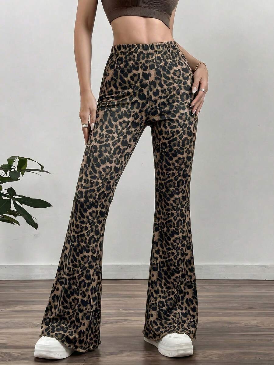 SHEIN EZwear 春夏新款豹纹针织喇叭裤,女式喇叭裤,猎豹纹裤,豹纹裤,动物纹裤,喇叭打底裤,豹纹喇叭裤,女式喇叭裤,女式喇叭打底裤,豹纹裤 - 巧克力棕 - 查看 1