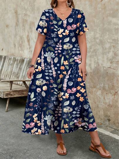 EMERY ROSE Plus Size Women Casual Minimalist V-Neck Short Sleeve Dress, Suitable For Summer