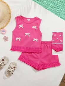 SHEIN Playful Pals 女童钩针华夫格背心配蕾丝边短裤和蝴蝶结两件套，紫红色，活泼可爱的夏季套装，适合度假、拍照或日常穿着。 - 玫紅色 - 查看 9
