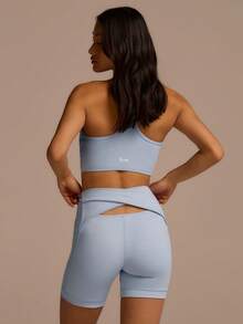 Fluxe Pantalones cortos sin costuras de cintura alta con diseño hueco de unicolor - Celeste - Ver 7