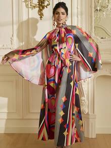 LOTSLUV Vestido maxi de gasa semitransparente con estampado de corazón abstracto, para el Día de San Valentín en la India, con poncho - Multicolor - Ver 5