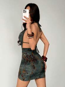 SHEIN PETITE 2025夏季新款，生日派对，返校季，学院风，学生装，日常出行，百搭基础款，休闲，度假，邮轮旅行，网红热销，街头风，性感夜店风，颓废风，千禧Y2K性感辣妹，吊带，前开衩，串珠装饰，性感露背，绿色植绒面料，紧身臀部，夏季迷你连衣裙，女士Y2K连衣裙 - 綠色 - 查看 3