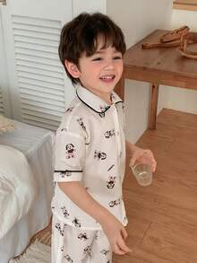 DAZY 男童卡通印花短袖纽扣上衣和裤子睡衣套装 - 白色 - 查看 5