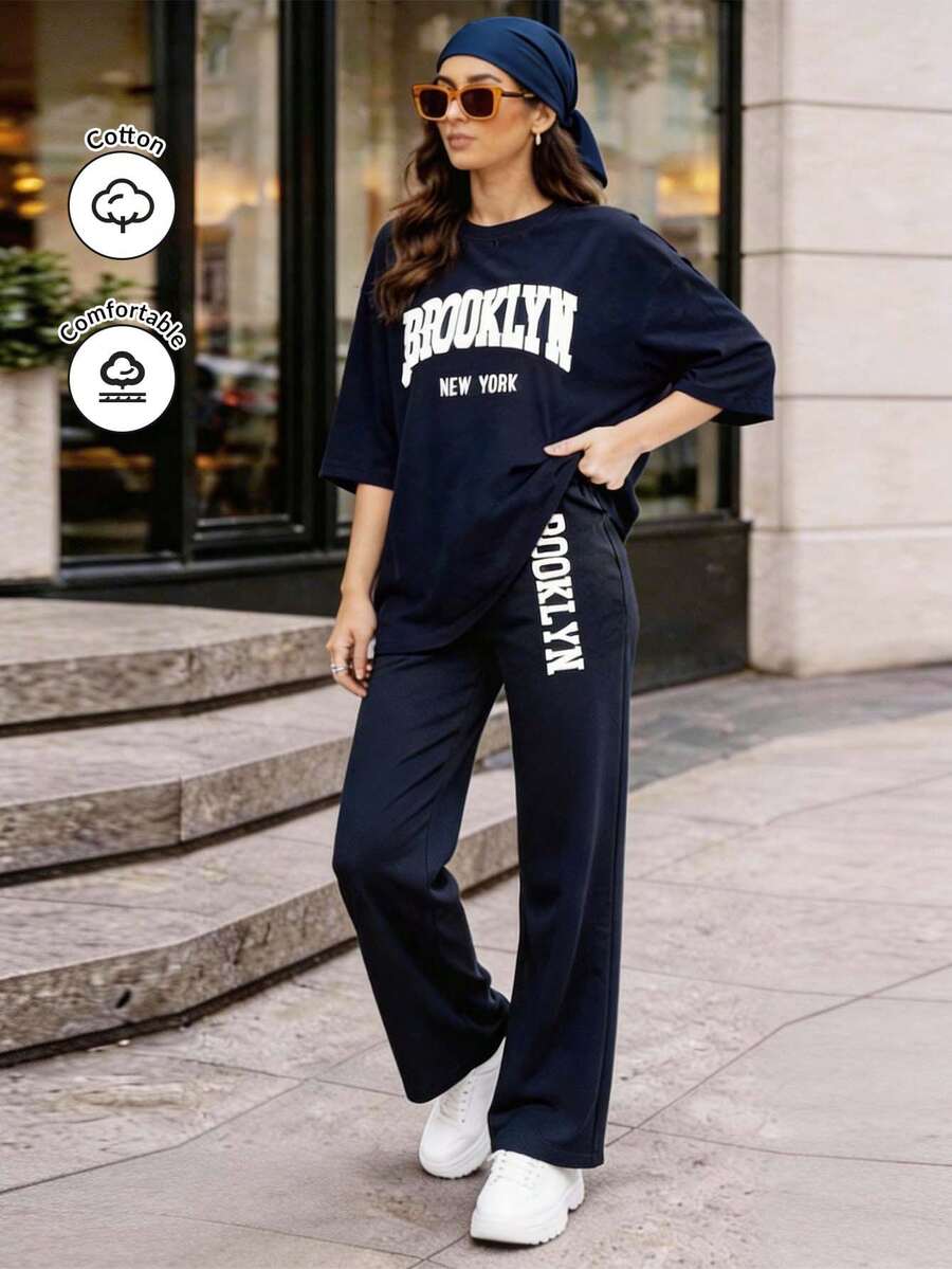 Solavon 2件套女士字母印花圆领T恤和喇叭裤，休闲 - 藏蓝色 - 查看 1