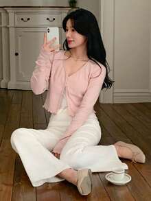 DAZY 女士V领修身系带T恤开衫 - 杏色 - 查看 6