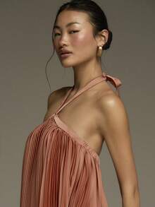 COSMINA 无袖连衣裙，褶裥领口设计，适合春季、度假、海滩、约会、情人节、婚礼宾客等场合穿着。 - 珊瑚粉 - 查看 7