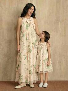 SHEIN Đầm lưới thêu họa tiết thời trang thường ngày Genkimix dành cho bé gái, kiểu dáng yếm, trang trí nơ. - Màu be - Xem 2
