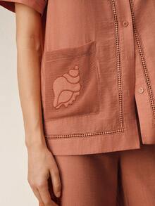 Anewsta 新款夏季度假套装，蕾丝镂空宽松衬衫搭配舒适侧镂空阔腿裤，时尚女士休闲套装 - 珊瑚橙 - 查看 5