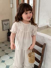 Dazy Kids Áo thun cổ tròn tay phồng phối ren cho bé gái - trắng - Xem 7