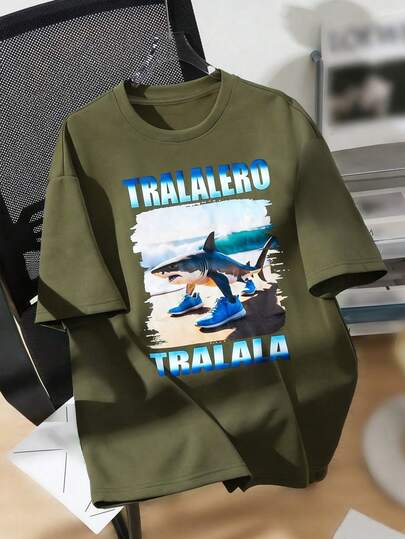 SHEIN Camiseta de manga corta con cuello redondo y estampado de patrones de dibujos animados raros con gorra, adecuada para primavera/verano, uso diario, deportes, salidas, escuela, fiestas, festivales, sesiones de fotos, para adolescentes