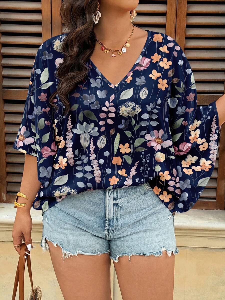 SHEIN VCAY Plus Size Vintage Ditsy Floral V-Neck Blouse, Suitable For Summer Vacation - White - View 1