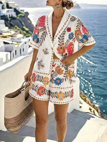 Louniche Bộ đồ hai mảnh màu trắng với họa tiết hoa nhiều màu sắc - Áo blazer tay ngắn và quần short, điểm nhấn là cúc vàng, phong cách Bohemian, thích hợp cho mặc hàng ngày, đi chơi hoặc nghỉ hè. - Nhiều màu - Xem 1