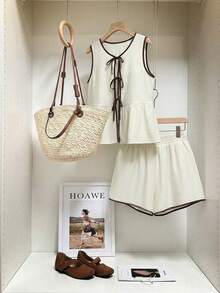 GlowEve Bộ 2 món gồm áo hai dây thắt nút viền tương phản và quần short cạp chun, trang phục thường ngày. - trắng - Xem 3