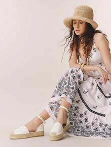 Styleloop Ladies Retro White Platform Pull-Up Shoes Holiday Travel Essential Boho Cowgirl Outfit - White - View 5