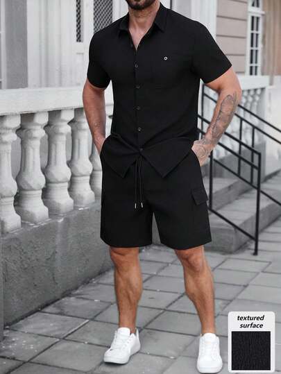 Manfinity CasualCool Conjunto casual de camisa de manga corta de un solo pecho de unicolor con bolsillo y pantalones cortos con cordón en la cintura para hombre