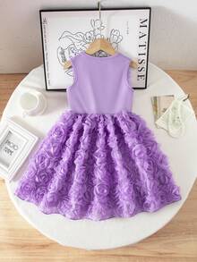 SHEIN Elladie kids 这款紫色优雅无袖连衣裙，裙摆蓬松，胸前饰有3D立体花朵，高腰设计，裙摆飘逸。适合春夏季节生日、节日、派对、舞台表演以及作为公主裙穿着。 - 紫色 - 查看 2