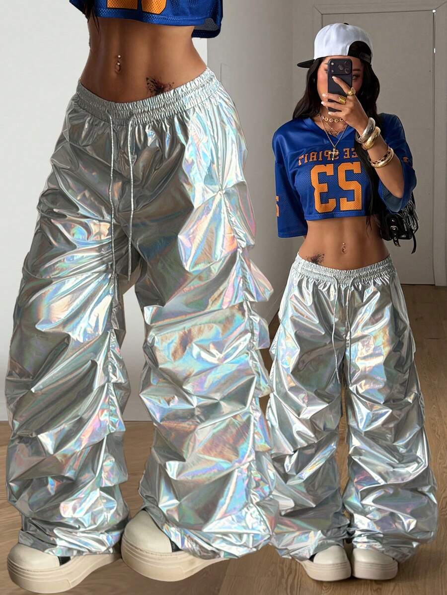 Coolane Y2K银色PU涂层降落伞裤，直筒阔腿裤脚口袋松紧腰长裤 - 銀色 - 查看 1