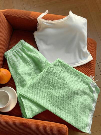 Comfortcana طقم كاجوال للنساء مكون من قميص كامي بتطريز دانتيل أصفر وبنطلون مخطط، مناسب لموسم العودة إلى المدرسة