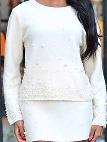 Mima John 白色纹理珍珠针织毛衣上衣和迷你裙套装 - 杏色 - 查看 3