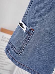 SHEIN 男童夏季复古休闲拼接宽松蓝色牛仔短裤，带侧袋，适合春夏穿着，春假穿搭 - 中等水洗藍 - 查看 6