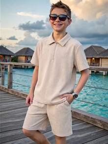 SHEIN 两件套男童舒适休闲纹理面料 Polo 衫（带领拉链）和纹理面料短裤套装，适合外出、街头风、派对、城市漫步、春夏穿着。 - 杏色 - 查看 6