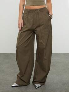 COUREZ 中筒灯笼褶尼龙长裤，可调节腰带 / Y2K 春季女装街头风抽绳棕色长裤，适合外出、音乐节、度假、夏季旅行等场合穿着。 - 橄欖綠 - 查看 4