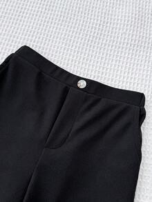 SHEIN 女童两件套套装，休闲可爱撞色针织短袖上衣搭配松紧腰长裤，女童撞色蝴蝶结装饰背心搭配松紧腰阔腿裤，休闲日常穿搭 - 黑與白 - 查看 5