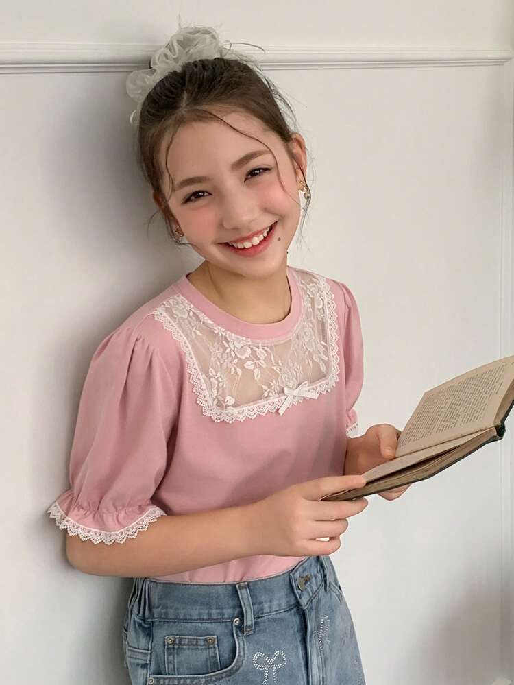 Tween Girl Contrast Lace Bow Decor Short Petal Sleeve T-Shirt