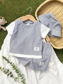 SHEIN Vintaside Kids Baby Boy Baby Boy 3-Pack Summer Grey Lettered Cap Sleeve Turtleneck Mock Two Pieces Shirt And Shorts Set With Hat. Made Of Waffle Fabric, It Has A Moderate Thickness And A Well-Fitting Shape. Suitable For Daily Outdoor Play, School, And Vacations. Elegant Style, Suitable For Family Leisure, Sports And Gatherings. - Grey - View 4