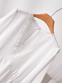 CosyJoli Plus Size Women's Solid Color Contrast Lace V-Neck Long Sleeve Casual Blouse - White - View 5