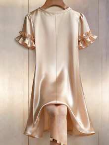 Franclia 法式优雅时尚百搭连衣裙 女装春夏新款串珠花瓣袖荷叶边腰部修身A字裙 - 香檳色 - 查看 2