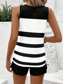 SHEIN LUNE 女士休闲圆领背心短裤两件套，适合夏季穿着 - 黑與白 - 查看 2