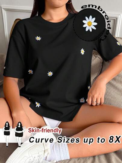 SHEIN CURVE+ Plus Size Daisy Embroidery Short Sleeve T-Shirt, Casual Beach Holiday