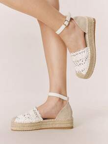 Styleloop 女士时尚百搭搭扣设计厚底坡跟鞋，适合日常穿着 - 白色 - 查看 3