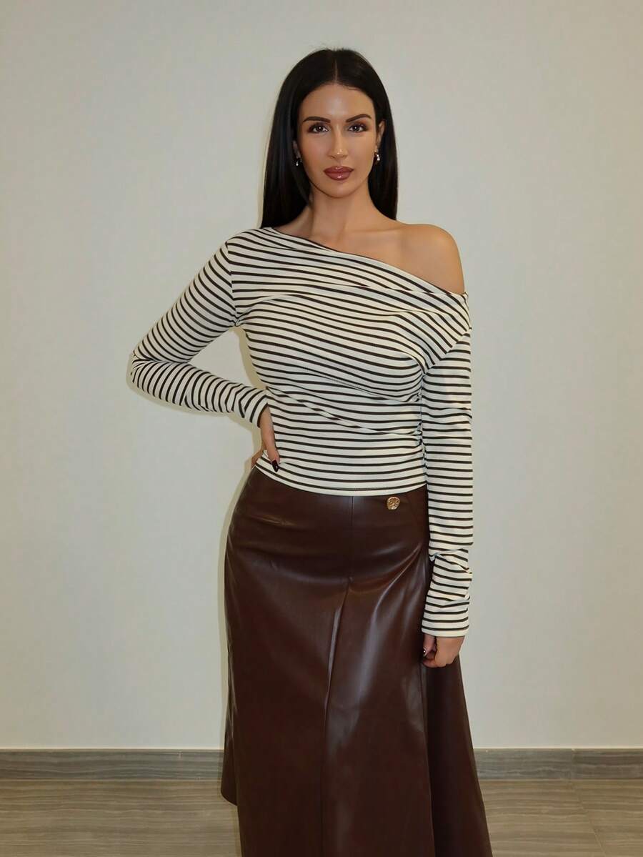 MDEdit Women's Contrast Stripe Oblique Shoulder Long Sleeve T-Shirt,Autumn Women's Clothing, Winter Women's Clothing, Apricot Striped Women's Tops, Going Out Tops, Striped Off-The-Shoulder Tops, Women's Casual Tops, Long-Sleeved T-Shirts, - Multicolor - View 1