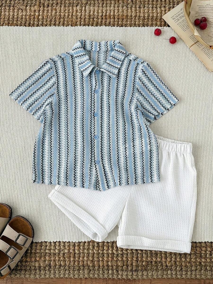Bộ 2 món gồm áo polo tay ngắn và quần short cạp chun dễ thương cho bé trai, thích hợp cho mùa hè và mùa xuân. - Nhiều màu - Xem 1