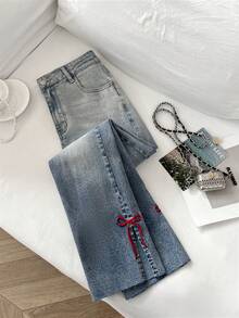Elamini 中腰红色刺绣蝴蝶结水洗七分牛仔裤 - 淺色水洗藍 - 查看 1