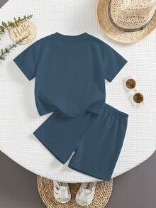 SHEIN Baby Boy Casual Minimalist T-Shirt Set, Suitable For Summer, Classic Simple Fashion Letter A Print - Multicolor - View 2